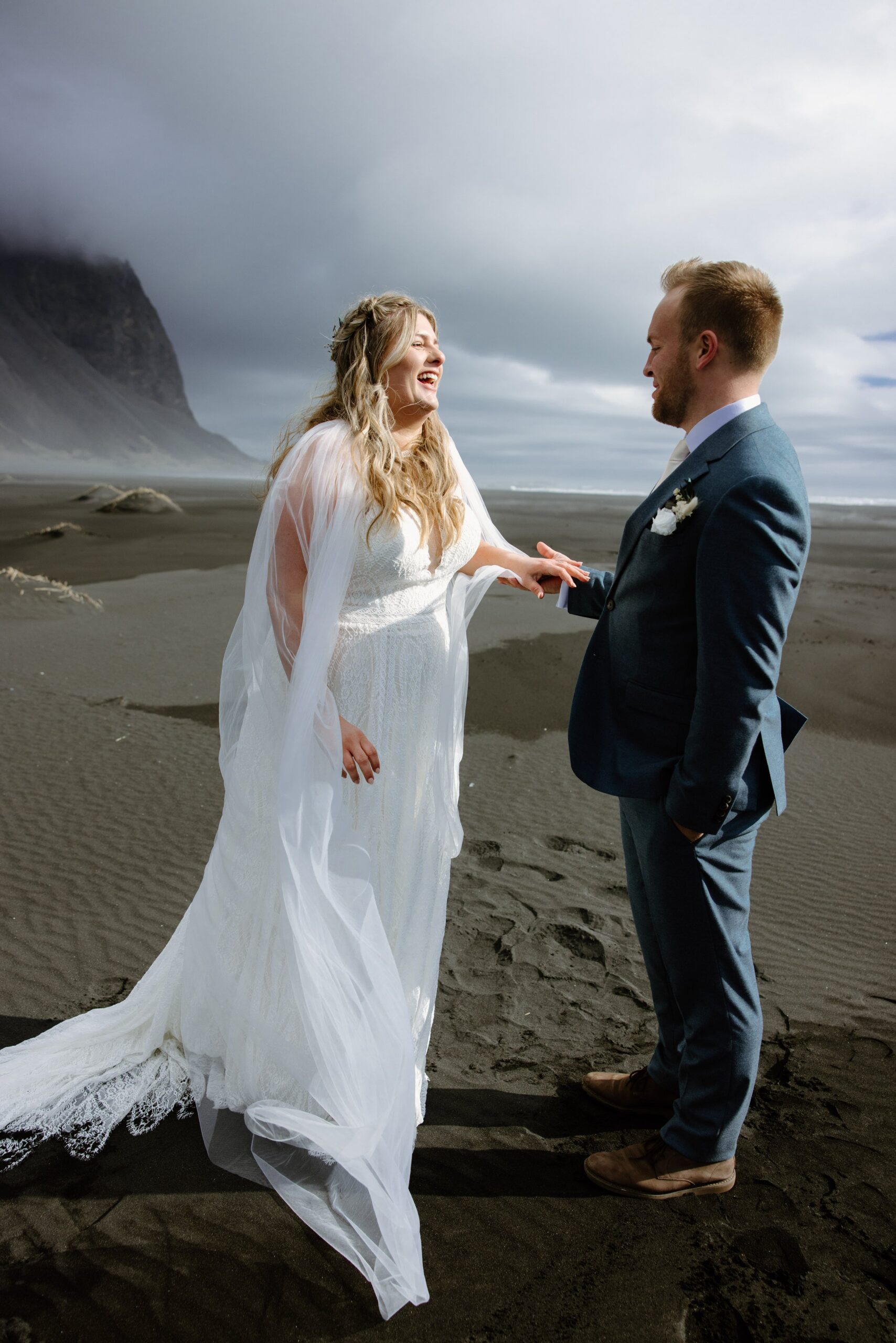 Elope in Iceland 