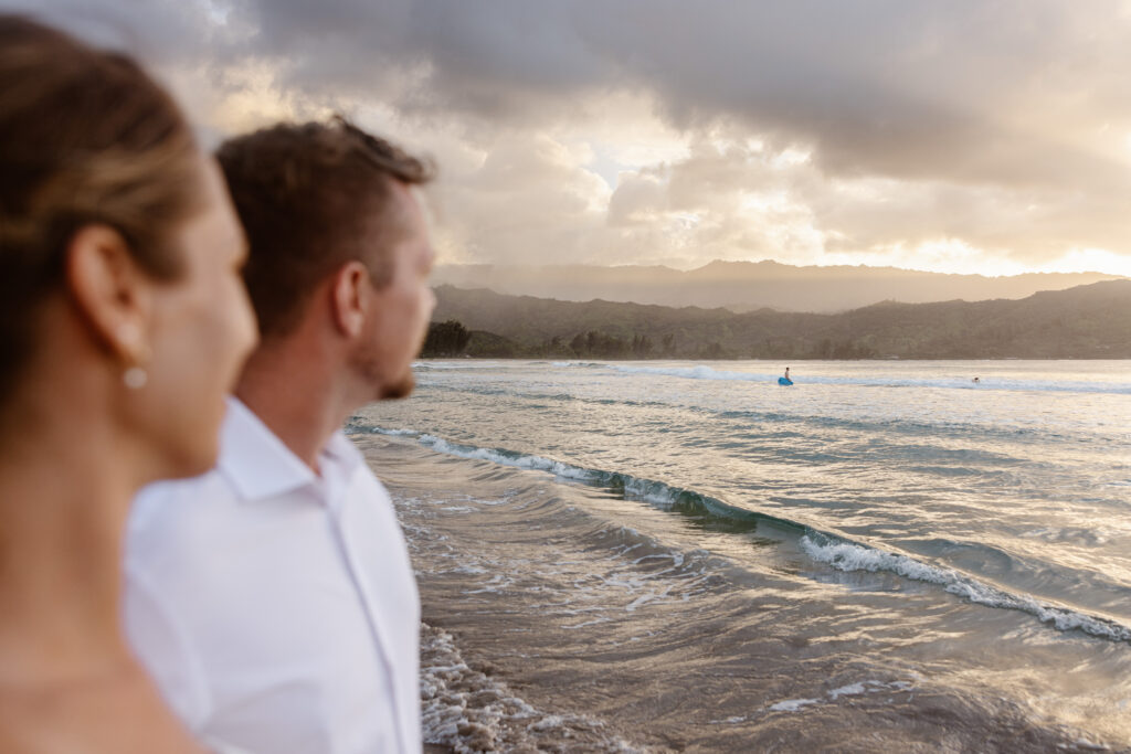 Hawaii intimate wedding 