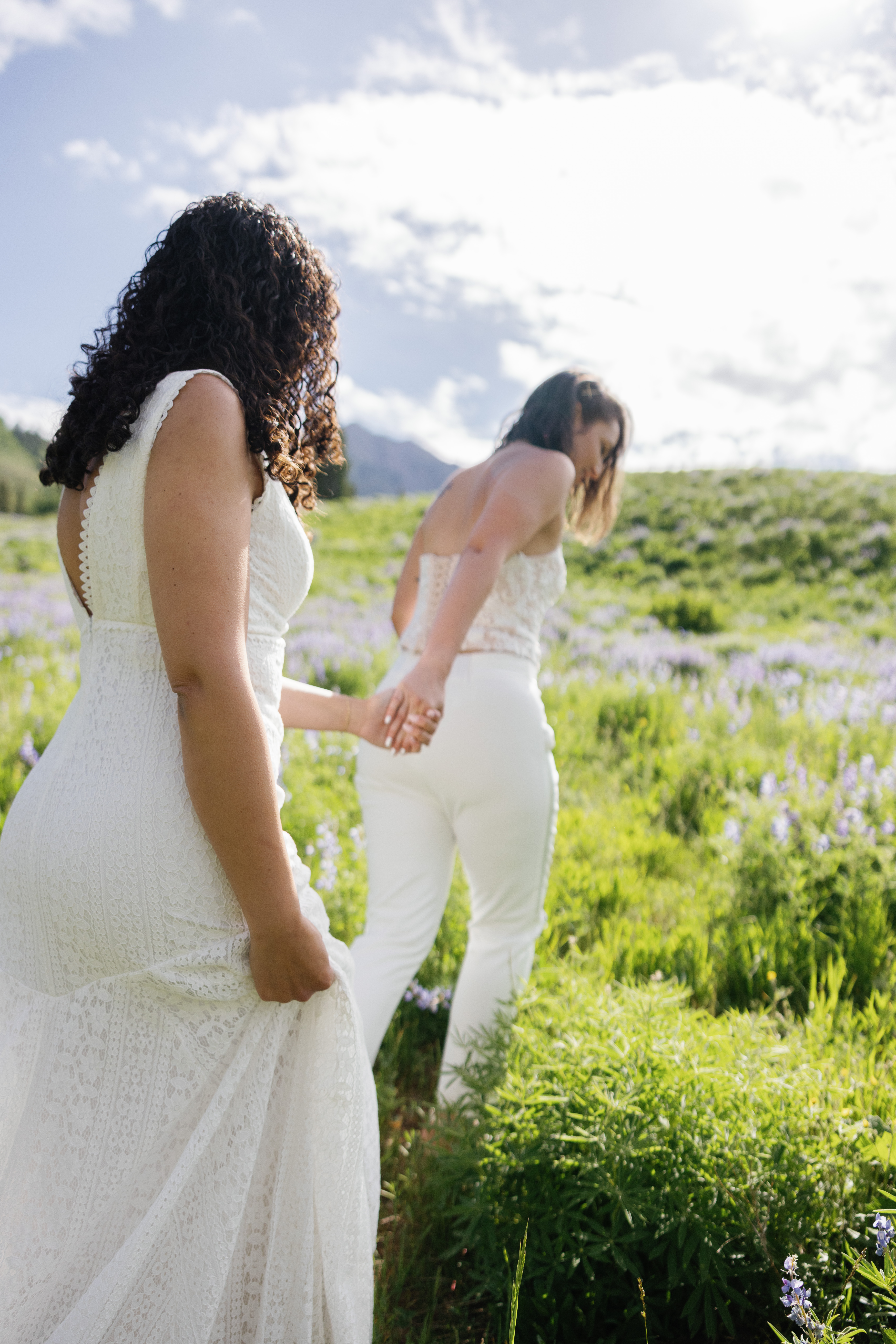 How to Choose the Perfect Elopement Location