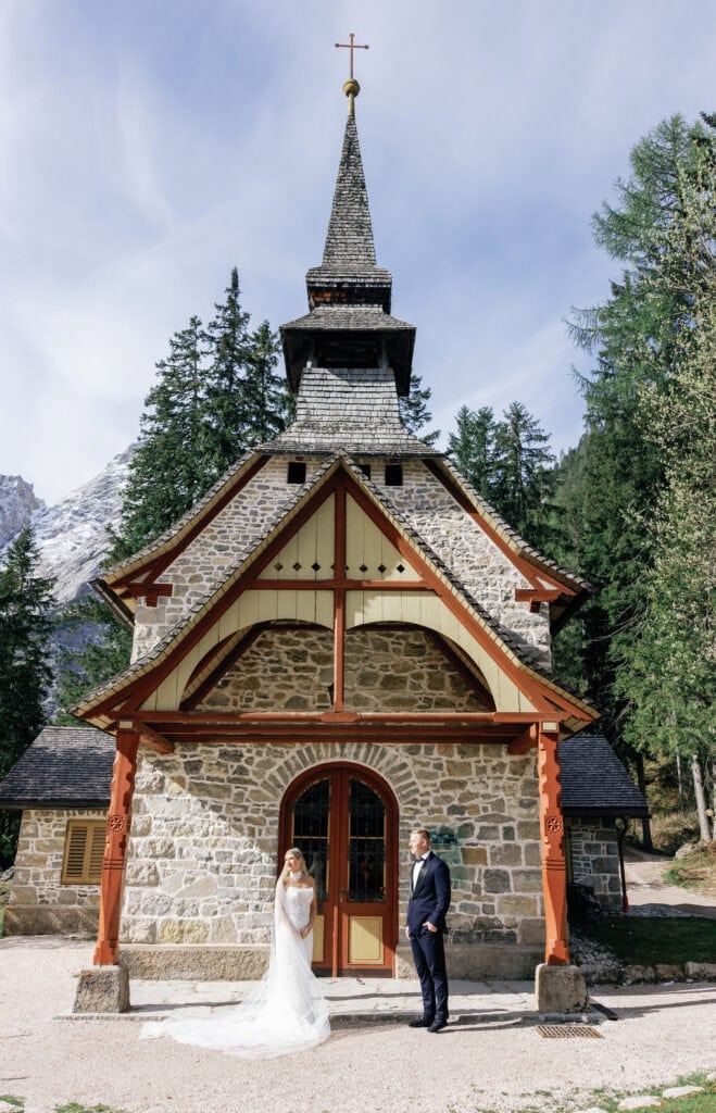 Small chapel on Lago Di braies elopement 